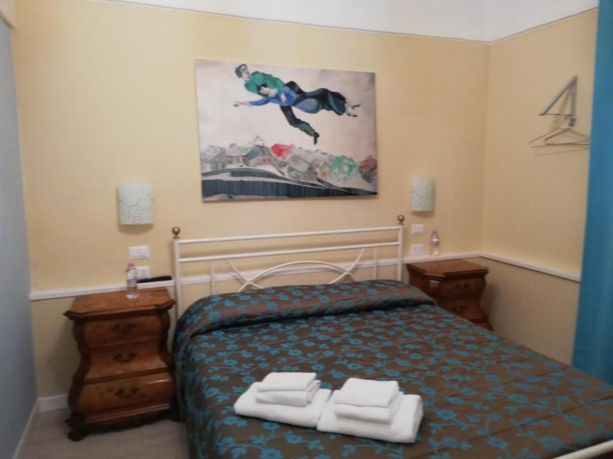 B&B Camere Montalto Centro Монталто ди Кастро Екстериор снимка